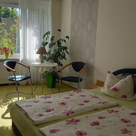Pension Fueg Дрезден Екстер'єр фото